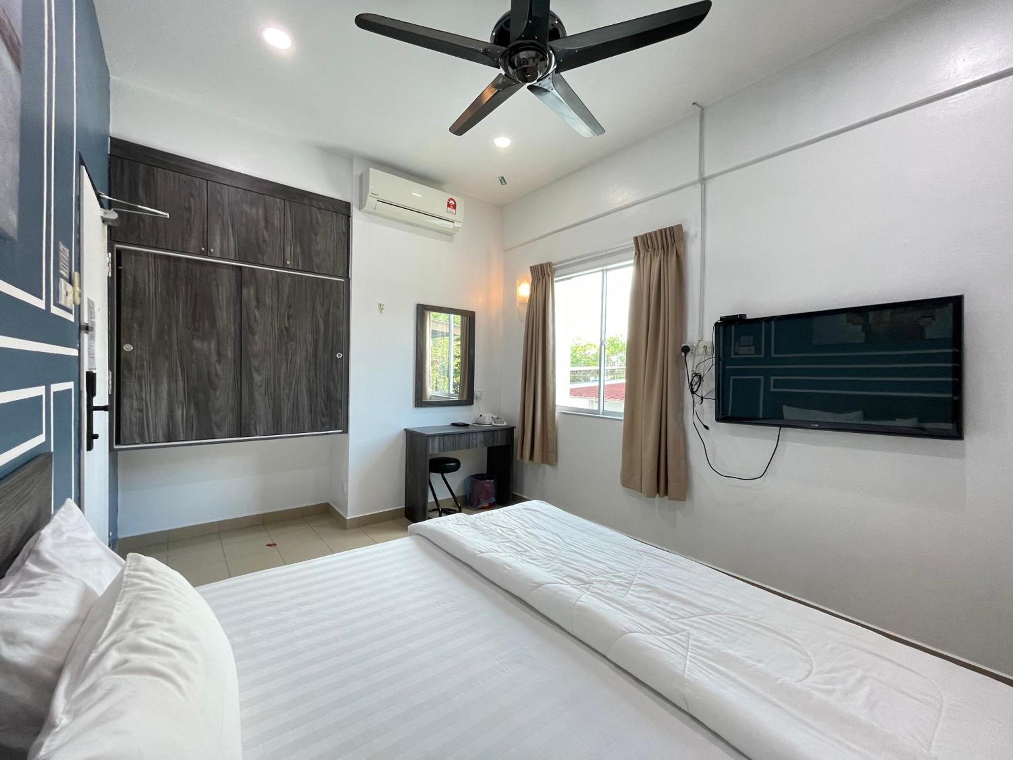 Mr Homestay Hotelstyle Room Teluk Intan Eksteriør billede